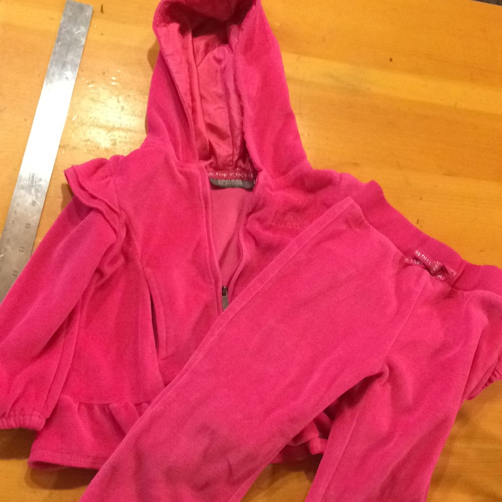 Kenneth Cole reaction velvet set 3t pink